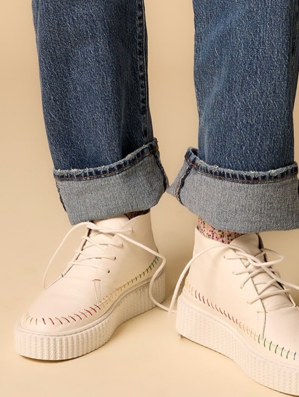 Charlotte Stone Darcy Platform Sneaker In Latte w/ Rainbow Stitching Size 9